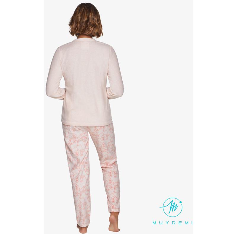 Pijama mujer guapa